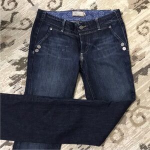 Paige | Genesse Jeans